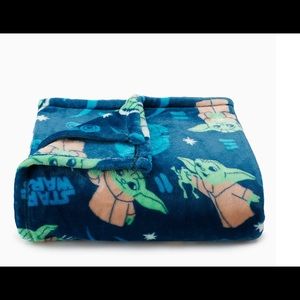 NWT Baby Yoda Grogu The Big One Plush Throw Blanket 60x72 Mandalorian Star Wars